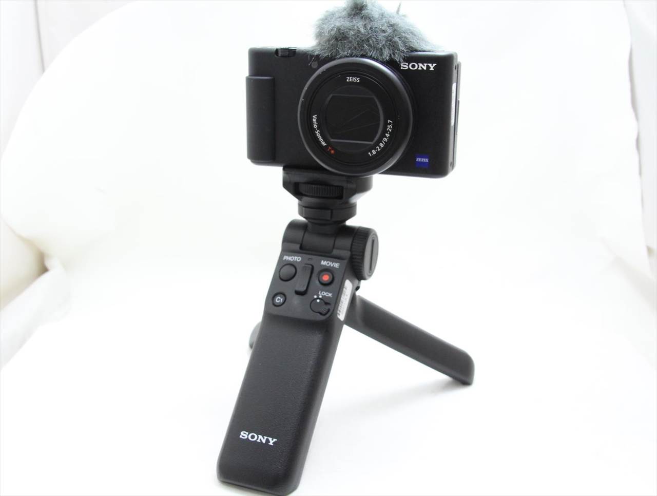 トップカメラオンライン / 【中古】 ソニー(sony) VLOGCAM ZV-1G シューティンググリップキット [ブラック]