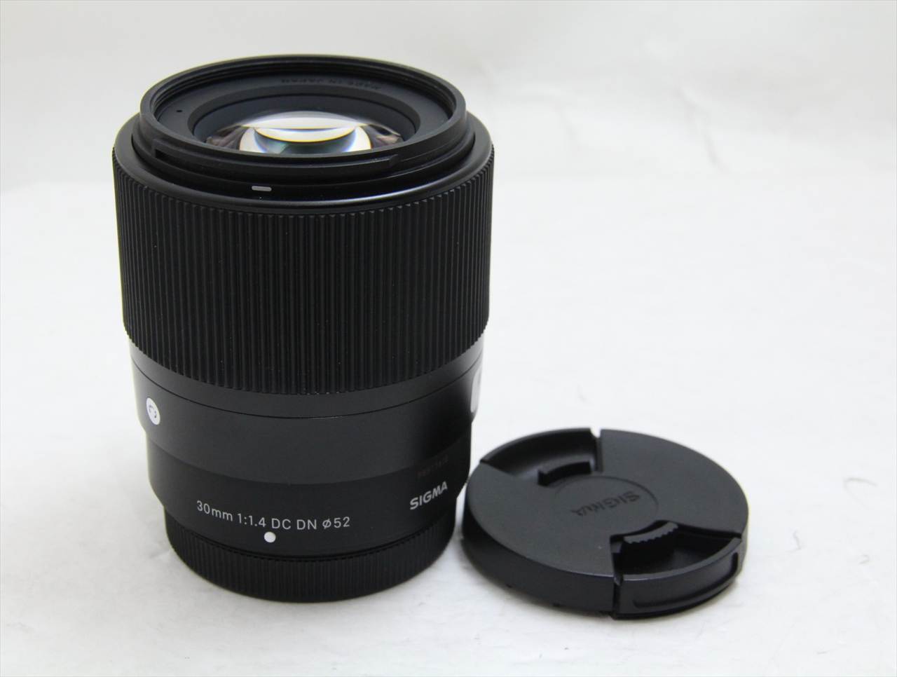【中古】 シグマ(sigma) C 30mm F1.4 DC DN [富士フイルムX用]