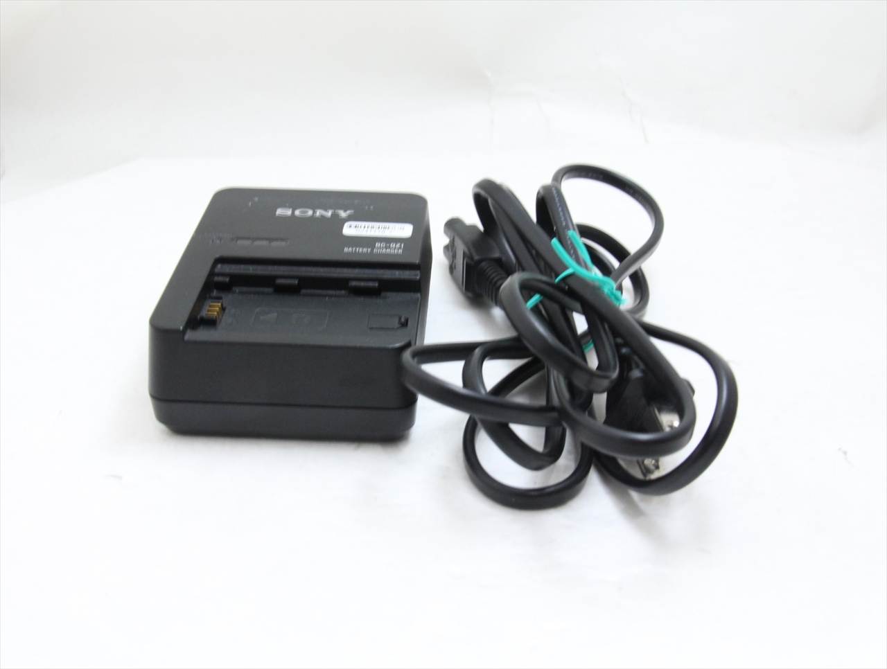 【中古】 ソニー(sony) バッテリーチャージャー BC-QZ1