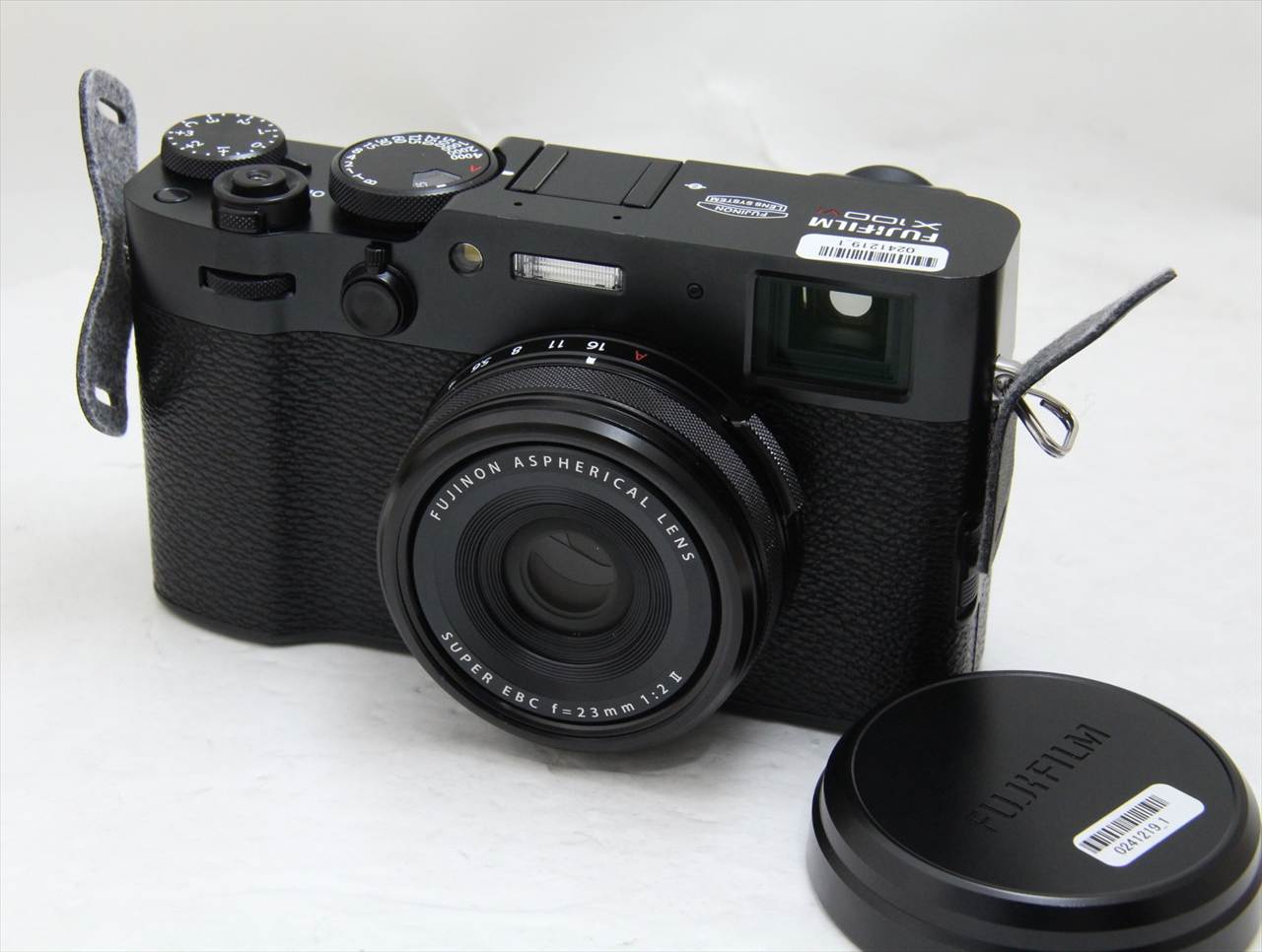 【中古】 富士フイルム(fujifilm) FUJIFILM X100VI [ブラック]