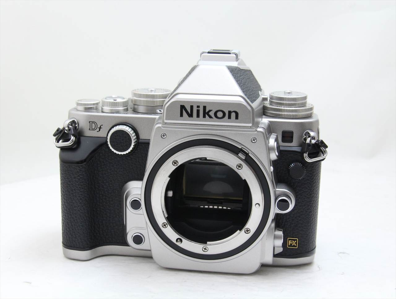 【中古】 ニコン(nikon) Df ボディ [シルバー]