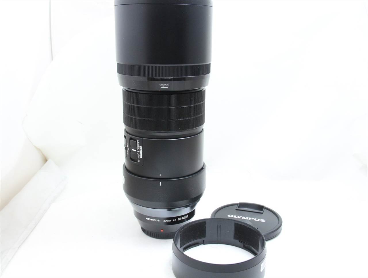 【中古】 オリンパス・OMシステム(olympus・OM SYSTEM) M.ZUIKO DIGITAL ED 300mm F4.0 IS PRO